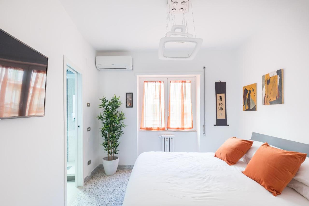 Amoretti Apartment, 6 Persone, 3 Camere, 2 Bagni, Balcone, Wi-Fi, Metro B Monti Tiburtini Rom Exteriör bild