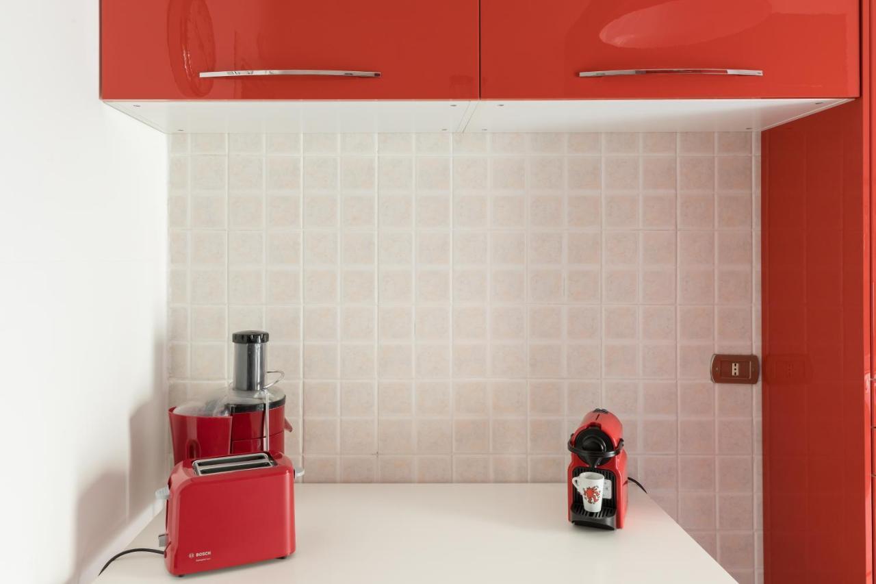 Amoretti Apartment, 6 Persone, 3 Camere, 2 Bagni, Balcone, Wi-Fi, Metro B Monti Tiburtini Rom Exteriör bild