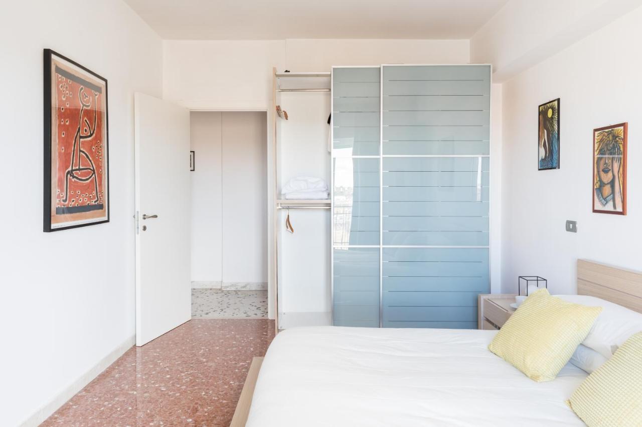 Amoretti Apartment, 6 Persone, 3 Camere, 2 Bagni, Balcone, Wi-Fi, Metro B Monti Tiburtini Rom Exteriör bild