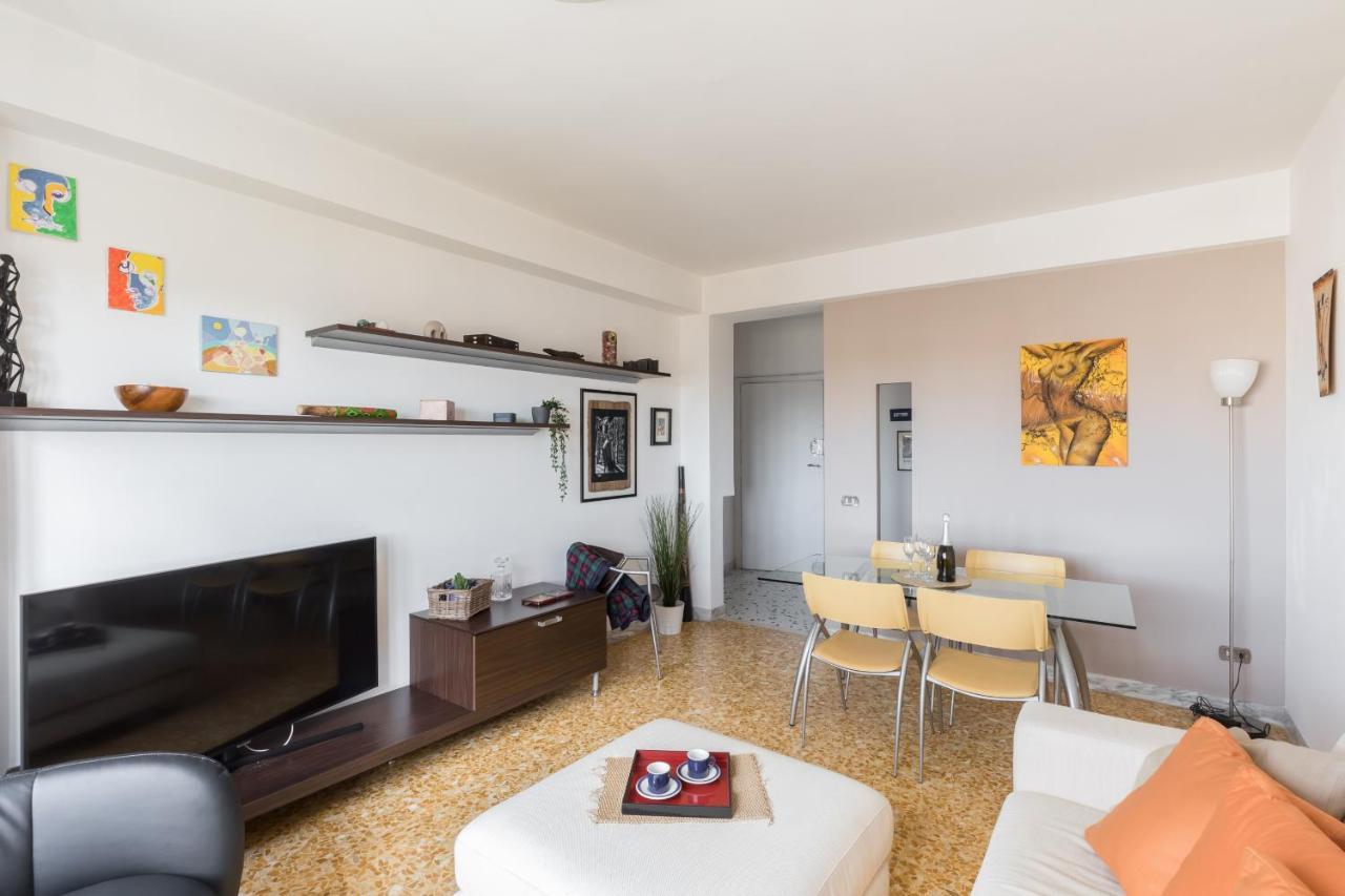 Amoretti Apartment, 6 Persone, 3 Camere, 2 Bagni, Balcone, Wi-Fi, Metro B Monti Tiburtini Rom Exteriör bild